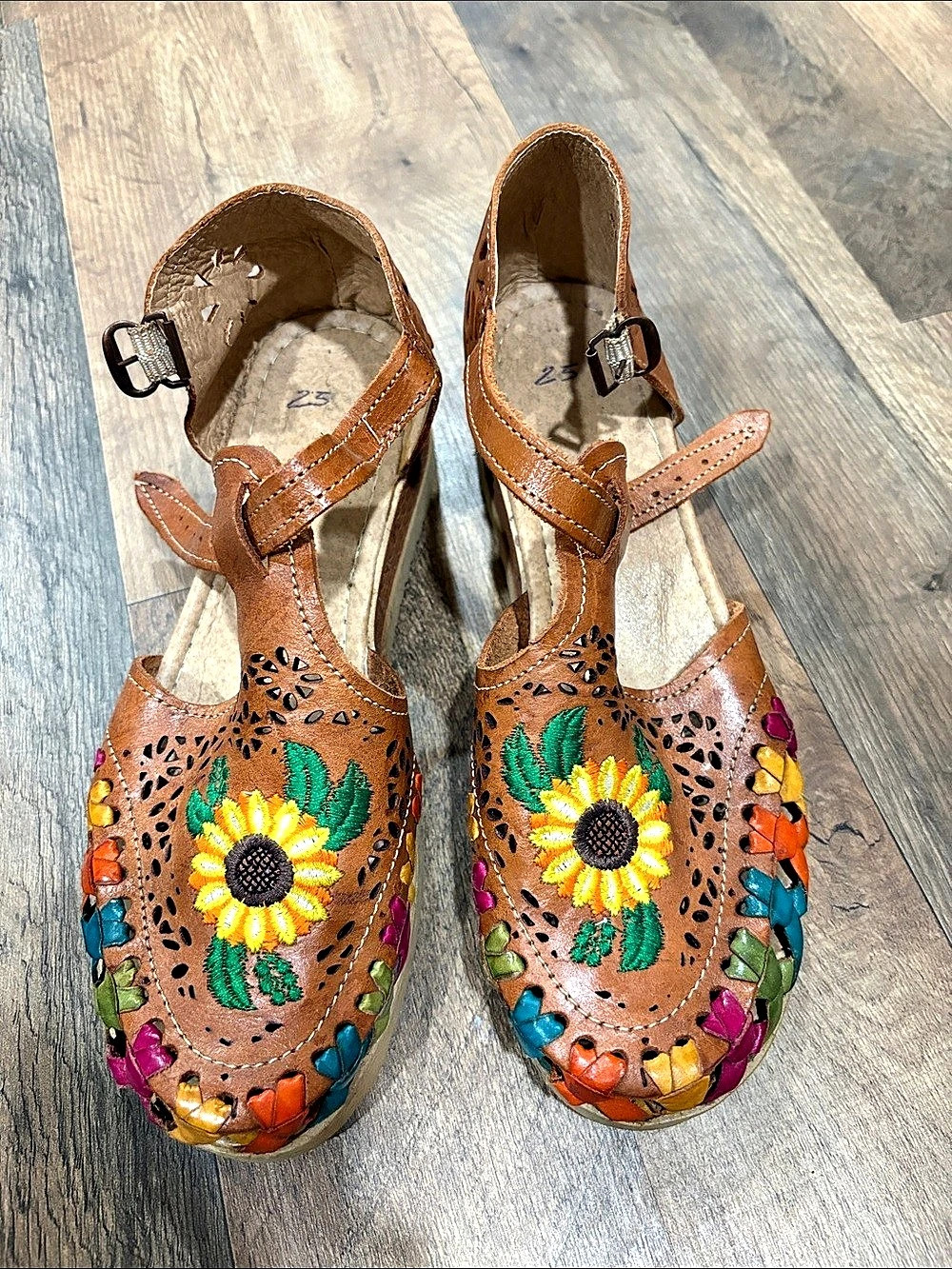 Floral Brown & Multicolor Sandals EU 25